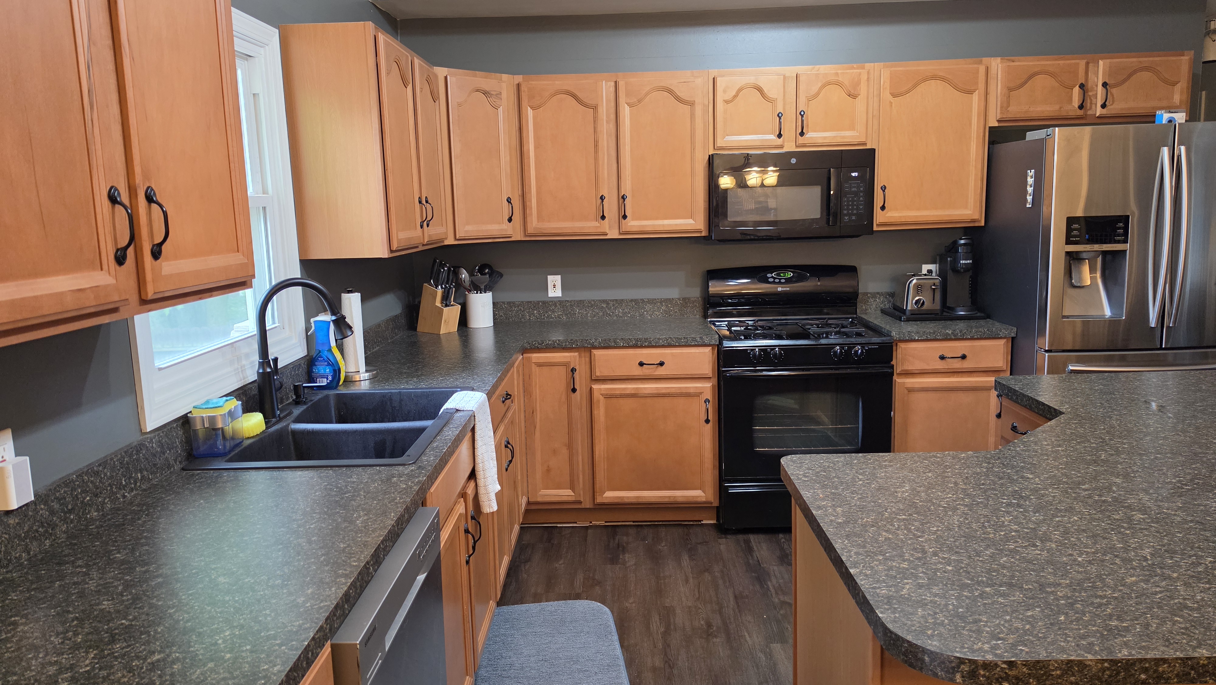 Kitchen at 1095 Seabury Drive